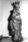 Marienfigur von 1420 während der Restaurierung